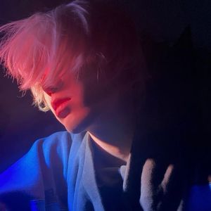 美女全身赤裸被塞汗强奸
