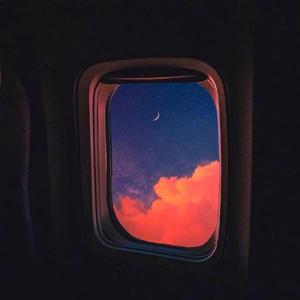 美女全身赤裸被塞汗强奸
