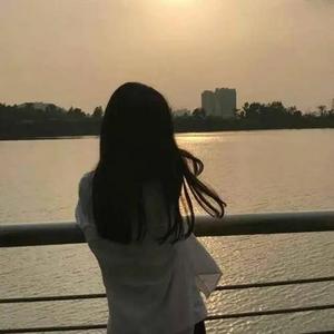 美女全身赤裸被塞汗强奸
